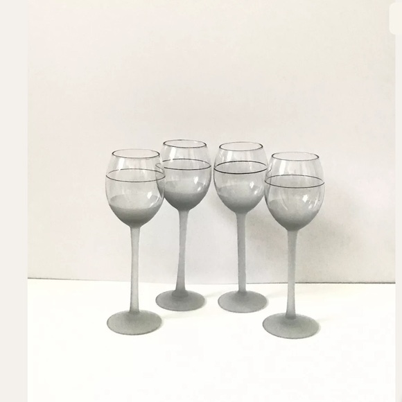 Set of 4 Frosted Gray Cordial Glasses Holds 6oz - Picture 5 of 5